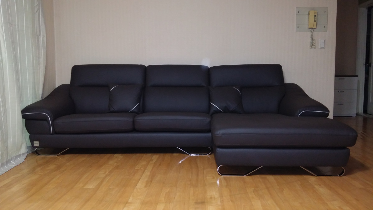 sofa.jpg